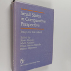 Erik Allardt : Small states in comparative perspective : ... - pikkukuva 1