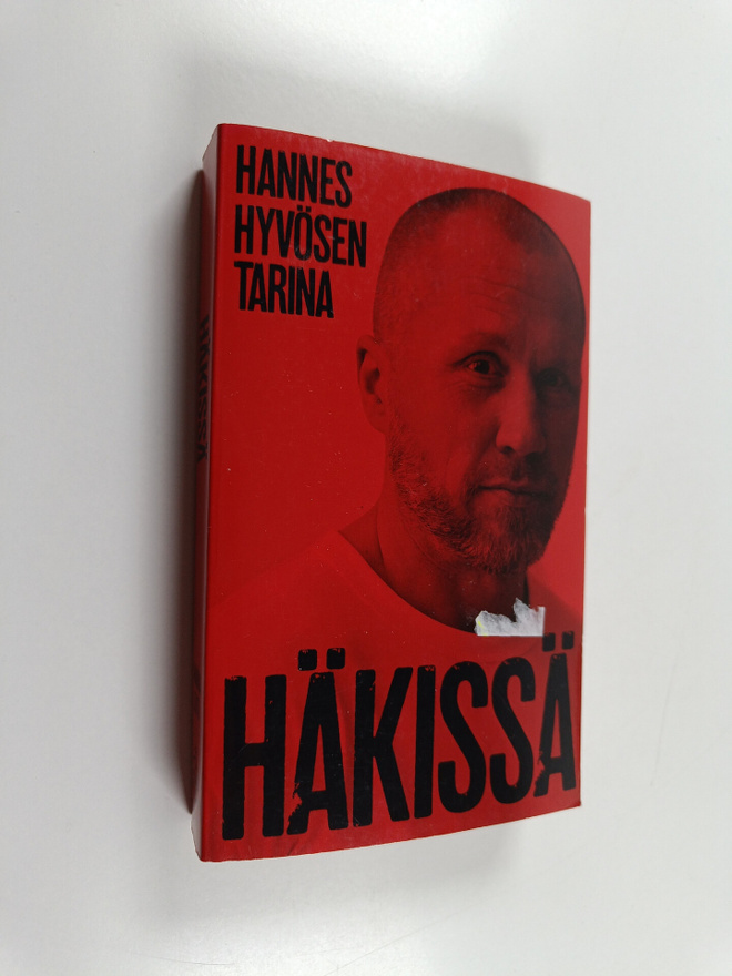 Marika Lehto : Häkissä - Hannes Hyvösen tarina