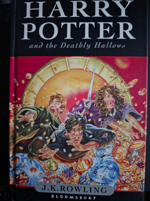 Harry Potter, and the deadly hallows