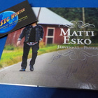MATTI ESKO NIMIKIRJOITUS CD LEVYN KANSISSA - pikkukuva 1