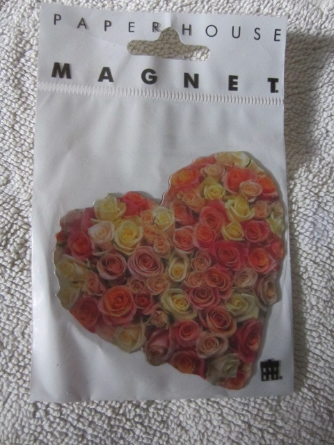 Magneetti / Jääkaappimagneetti sydämen muotoinen Ruusukimppu