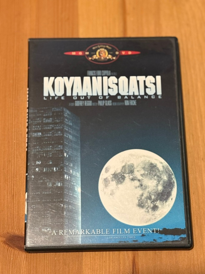 Koyaanisqatsi - Life Out of Balance  R1