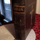Hienossa kunnossa oleva Kuva Raamattu v. 1901 - pikkukuva 2