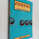 Robert B. Cialdini : Influence : science and practice - pikkukuva 1