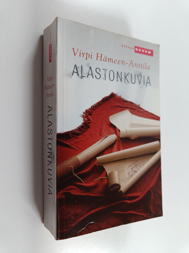 Virpi Hämeen-Anttila : Alastonkuvia : triptyykki