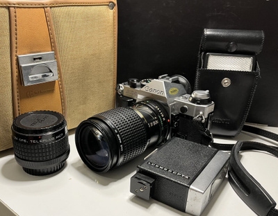 Myydään korjattavaksi/varaosiksi Canon AE-1 Program kamera