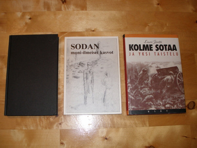 Sotakirjoja 3 kpl