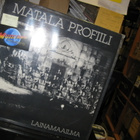MATALA PROFIILI - LAINAMAAILMA LP M-/EX - pikkukuva 1