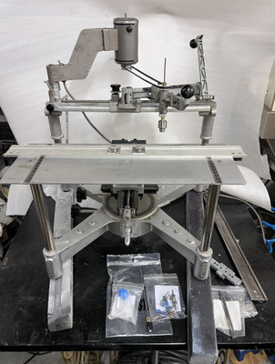 Metallijyrsinkone, pantograph, GravoGraph Troyes