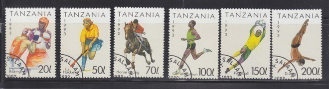 Tanzania kesäurheilu merkkejä.