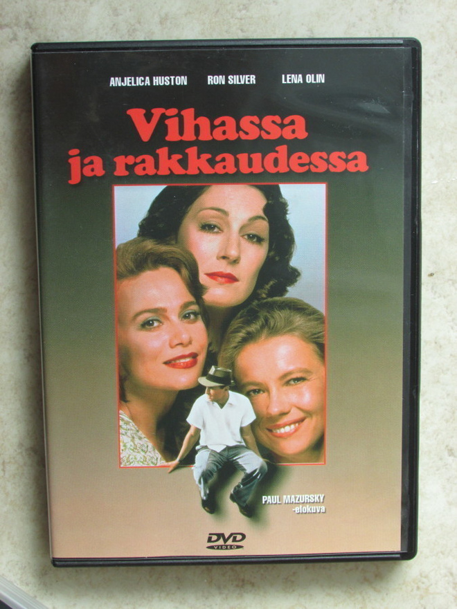 Vihassa ja rakkaudessa, DVD. Anjelica Huston