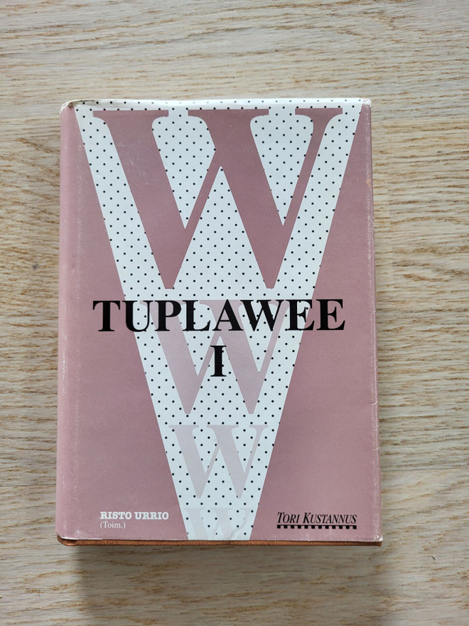 Tuplawee : Tuplawee 1 (Risto Urrio)