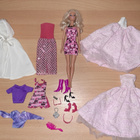 Vaaleahiuksinen barbie, vaatteet, kengät ja asusteet - pikkukuva 1