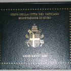 2005 VATIKAANI 1c - 2 euro kansiossa BU laatu - pikkukuva 2