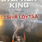 STEPHEN KING: ETSIVÄ LÖYTÄÄ - pikkukuva 1