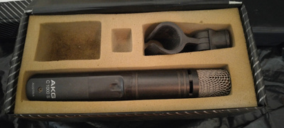 AKG C1000 S Kondensaattorimikrofoni