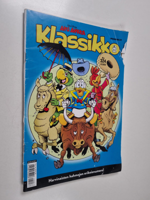 Walt Disney : Aku Ankka klassikko 8/2022