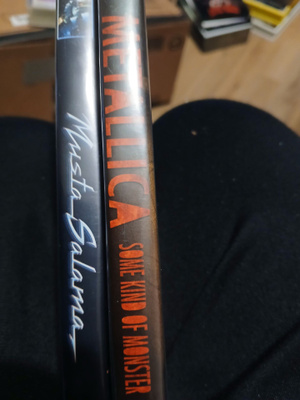 Musta salama ja metallica some kind of monster dvd