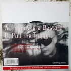 Johnny Violent - Johnny is a Bastard / Pull The Trigger 7" - pikkukuva 2