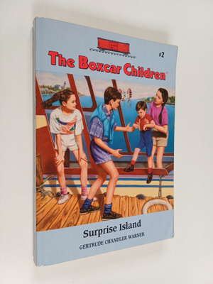 Gertrude Chandler Warner : Surprise Island