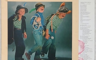 KOLME ILOISTA ROSVOA – LP 1979, Elina Salo, Harri Saksala ym