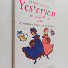 Debbie Minton : Yesteryear in cross stitch - pikkukuva 1