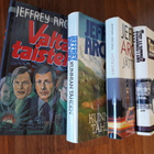 Jeffrey Archer 5 kirjaa - pikkukuva 1