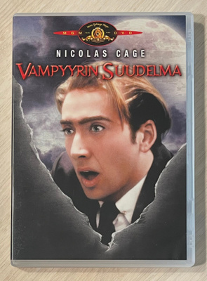 Vampyyrin suudelma (1988) Nicolas Cage & Jennifer Beals