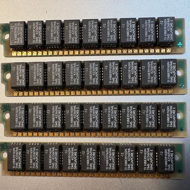 Texas Instruments 30-pin Simm-muistikampa 256 kb