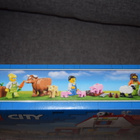 Lego 60346 city ulkorakennus ja maatilaneläimet - pikkukuva 3