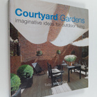 Toby Musgrave : Courtyard Gardens - Imaginative Ideas for... - pikkukuva 1