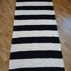 Mustavalko tasaraitamatto 245x76cm - pikkukuva 3