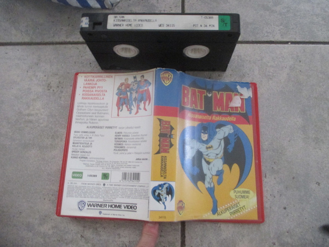 BATMAN - kissanaiselta rakkaudella : VHS