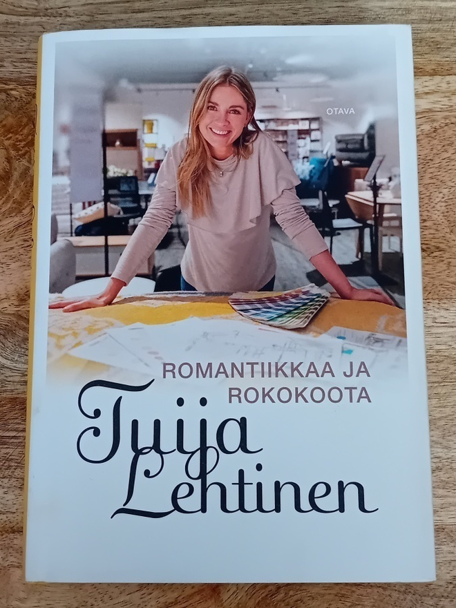 Tuija Lehtinen - Romantiikkaa ja rokokoota