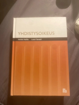 Hallila&Tarasti: Yhdistysoikeus -kirja