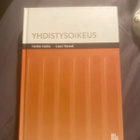 Hallila&Tarasti: Yhdistysoikeus -kirja - pikkukuva 1