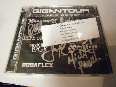 SYMPHONY X KOKO BÄNDIN NIMMARIT GINATOUR 2CD:SSÄ