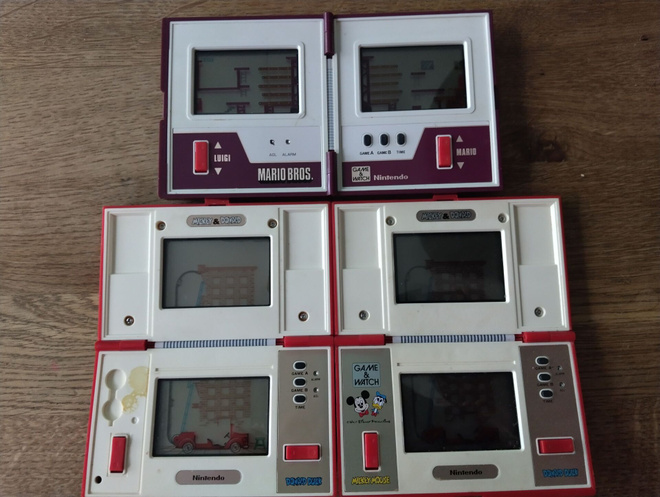Nintendo game & watch x 3