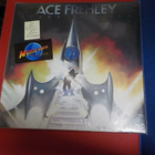 ACE FREHLEY - SPACE INVADER UUSI 2LP - pikkukuva 1
