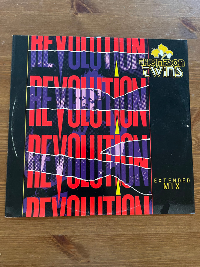 Thompson Twins – Revolution (Extended Mix)