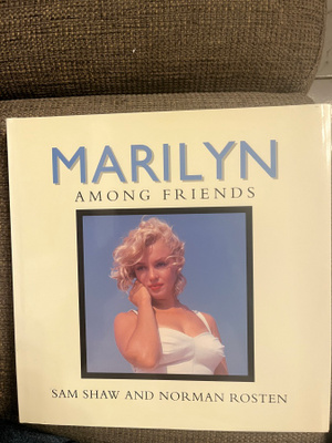 Marilyn Monroe Among friends kirja