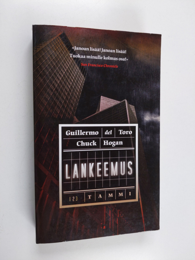 Guillermo del Toro : Lankeemus : toinen kirja