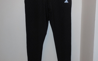 L (40) - Adidas Climate mustakuvioiset urheilutrikoot *UUDET