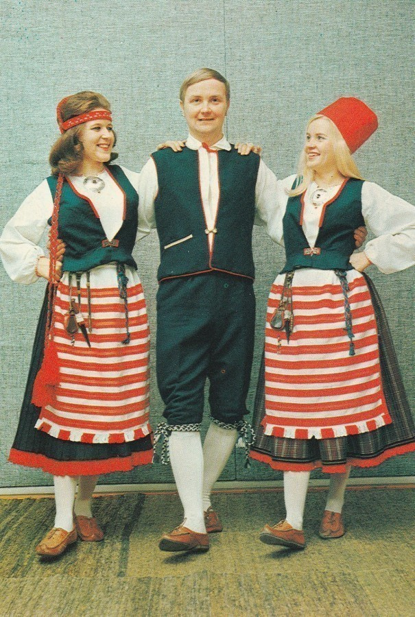 KANSALLISPUKUJA - RAUTJÄRVI JA JOHANNES