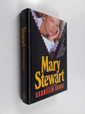 Mary Stewart : Gabrielin koirat : jännitysromaani