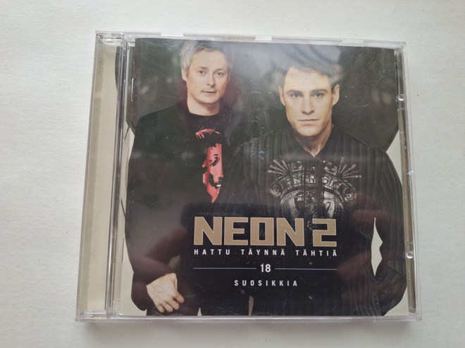 NEON 2 - HATTU TÄYNNÄ TÄHTIÄ . cd