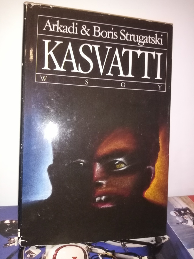 Arkardi & Boris Strugatski: KASVATTI (1.p.1992) Sis.pk:t