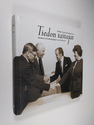 Pirkko Leino-Kaukiainen : Tiedon taitajat : Suomen tietok...