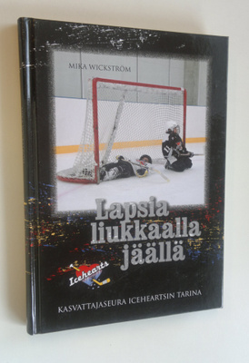 Mika Wickström : Lapsia liukkaalla jäällä : kasvattajaseu...