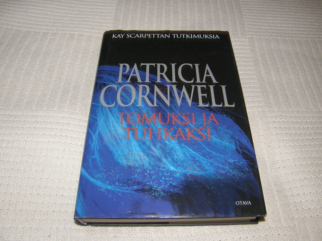 Patricia Cornwell Tomuksi ja tuhkaksi  -sid